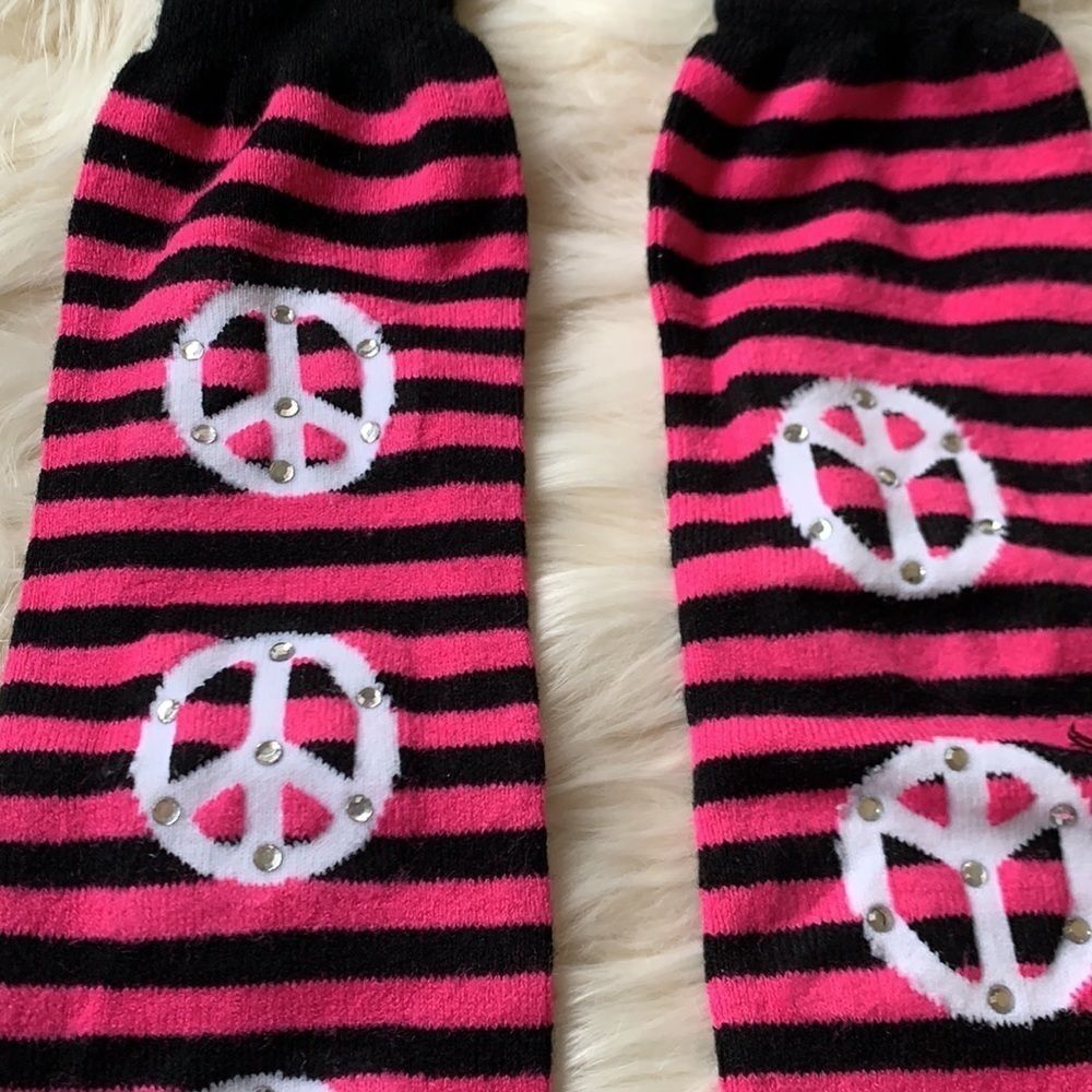 🛍 Peace Sign Rhinestoned Pink and Black Leg-warmers - Picture 2 of 4